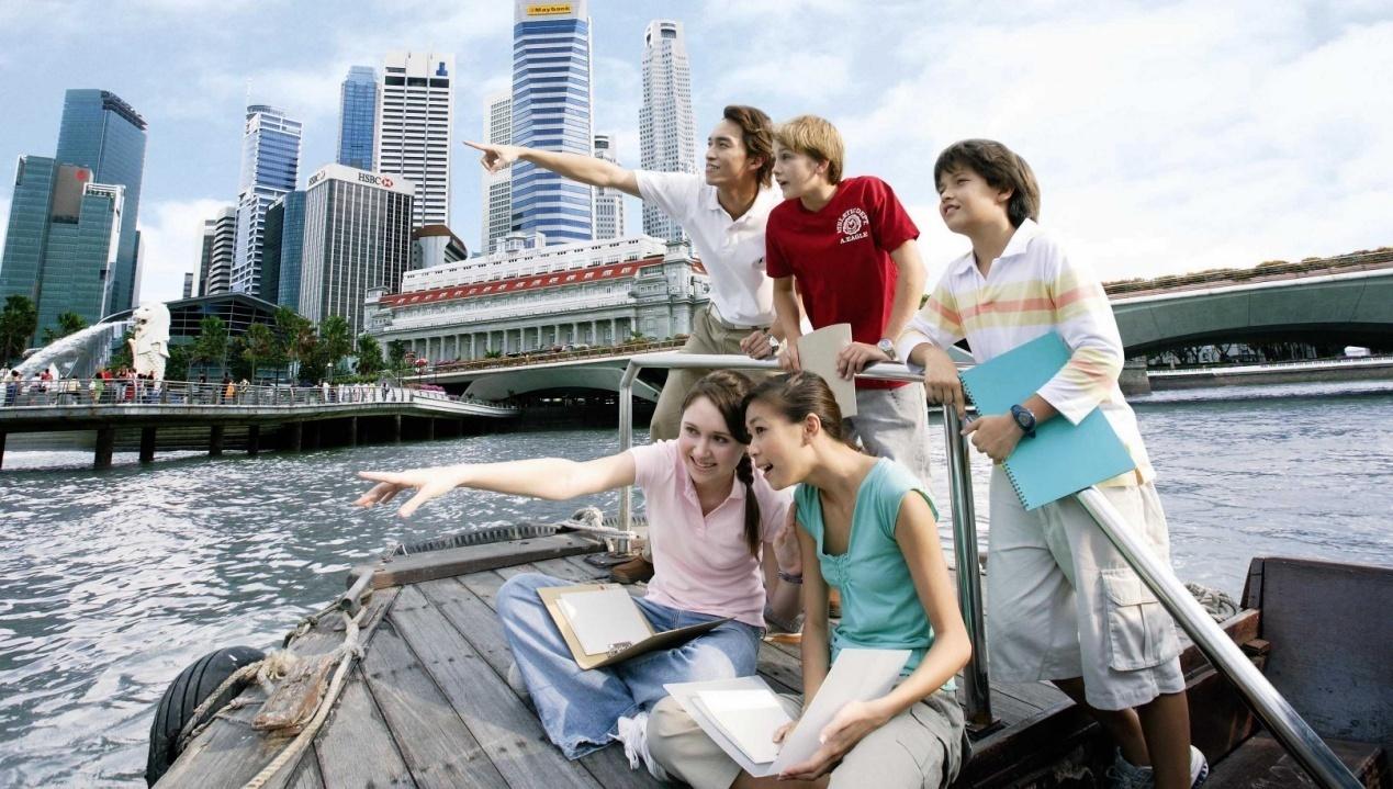 新加坡大学学费“公私有别”